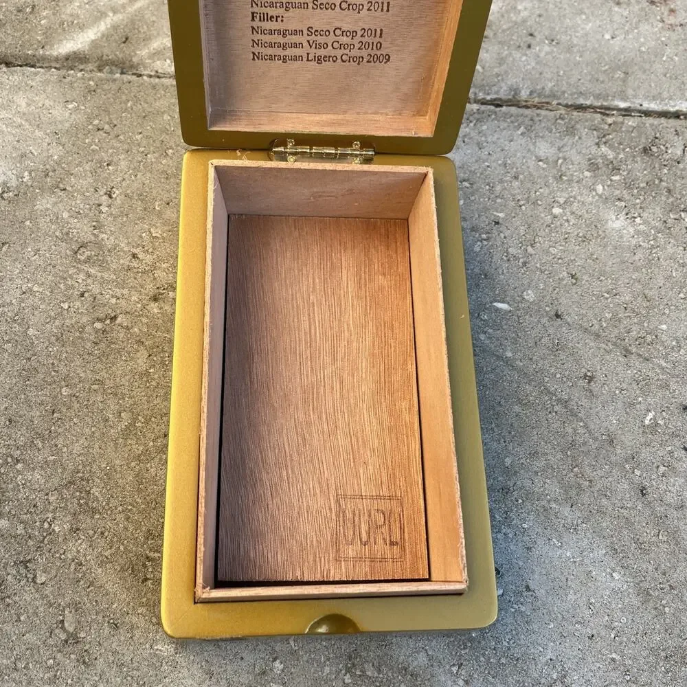 H. Upmann Empty Wood Cigar Box Ingot The Banker Private Holding Gold Bar